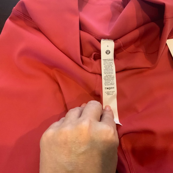 Lululemon Wunder Train HR CROP 23”in Vintage Rose, size 6, NWT, MSRP$98 - Picture 3 of 7